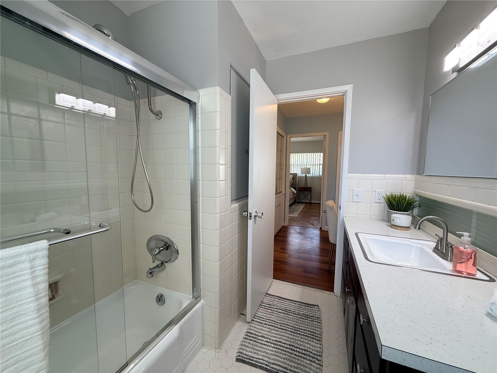 Image 24 of 49 For 1331 Dorothy Drive