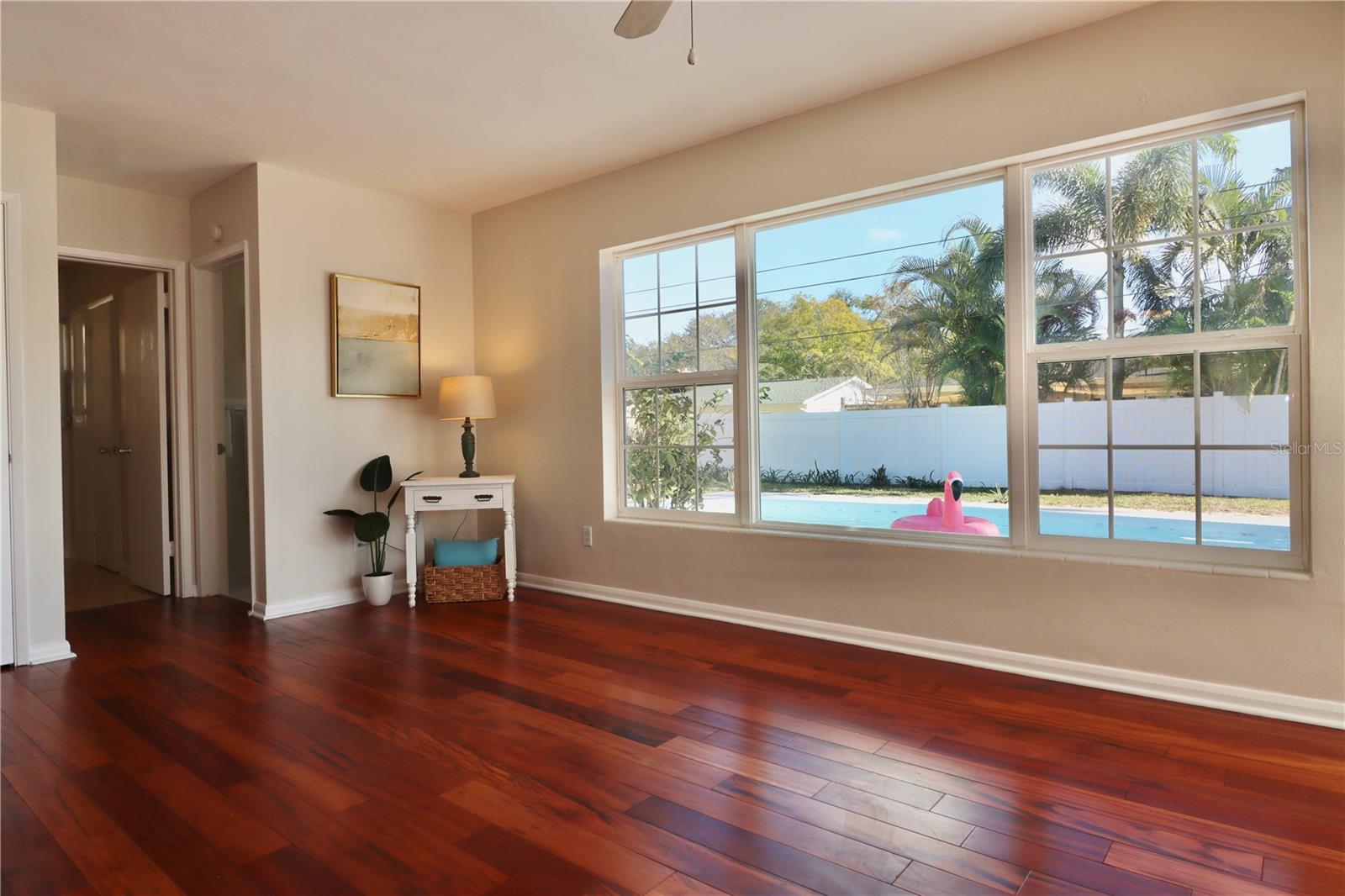 Image 32 of 49 For 1331 Dorothy Drive