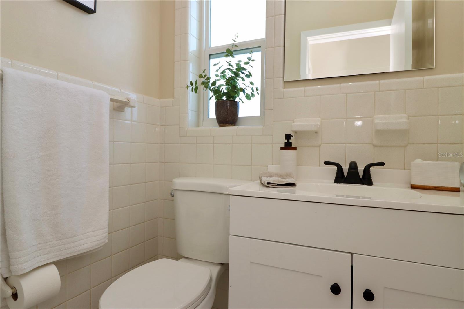 Image 36 of 49 For 1331 Dorothy Drive