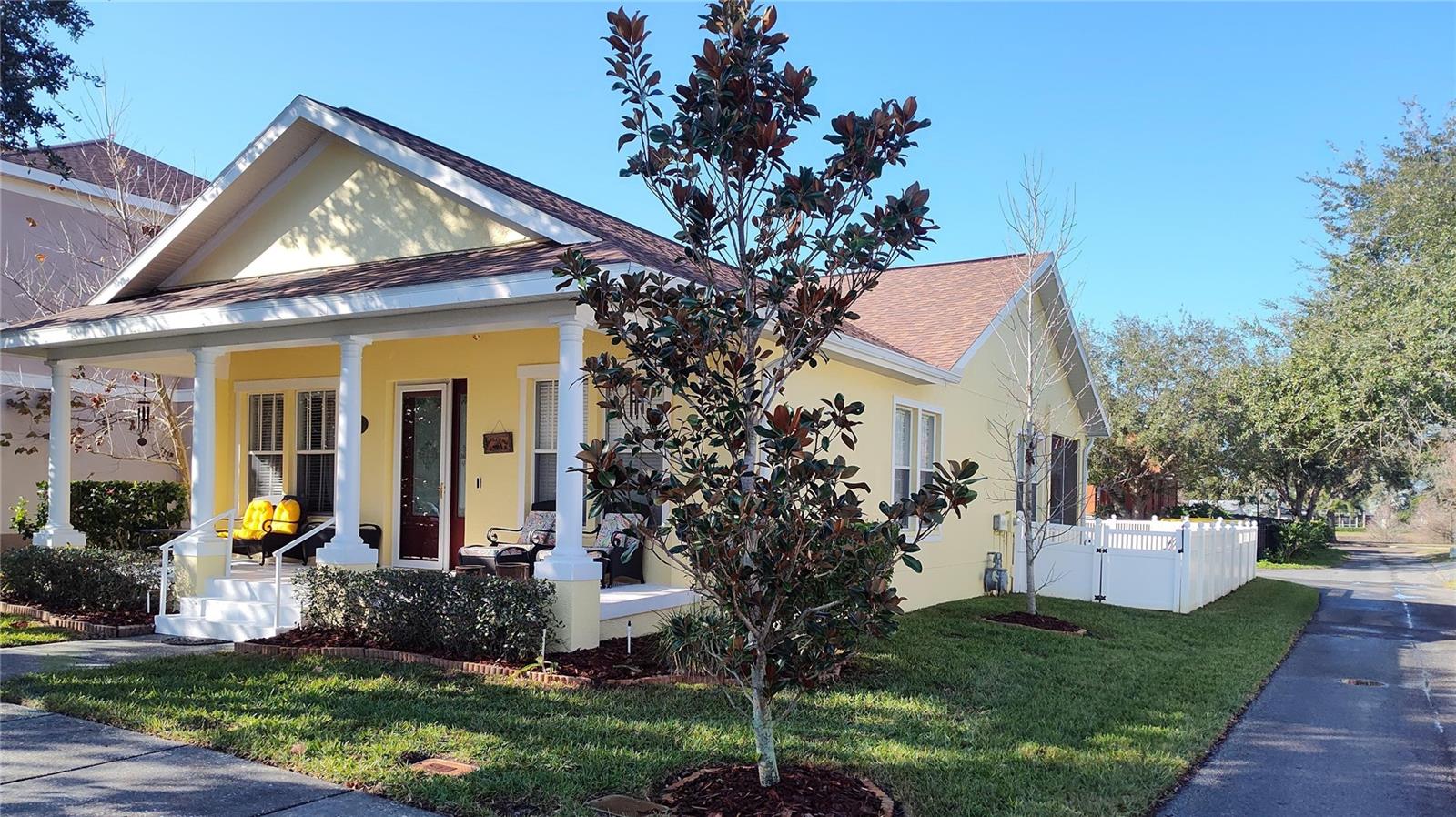 Listing photo id 1 for 3639 Hurston Street