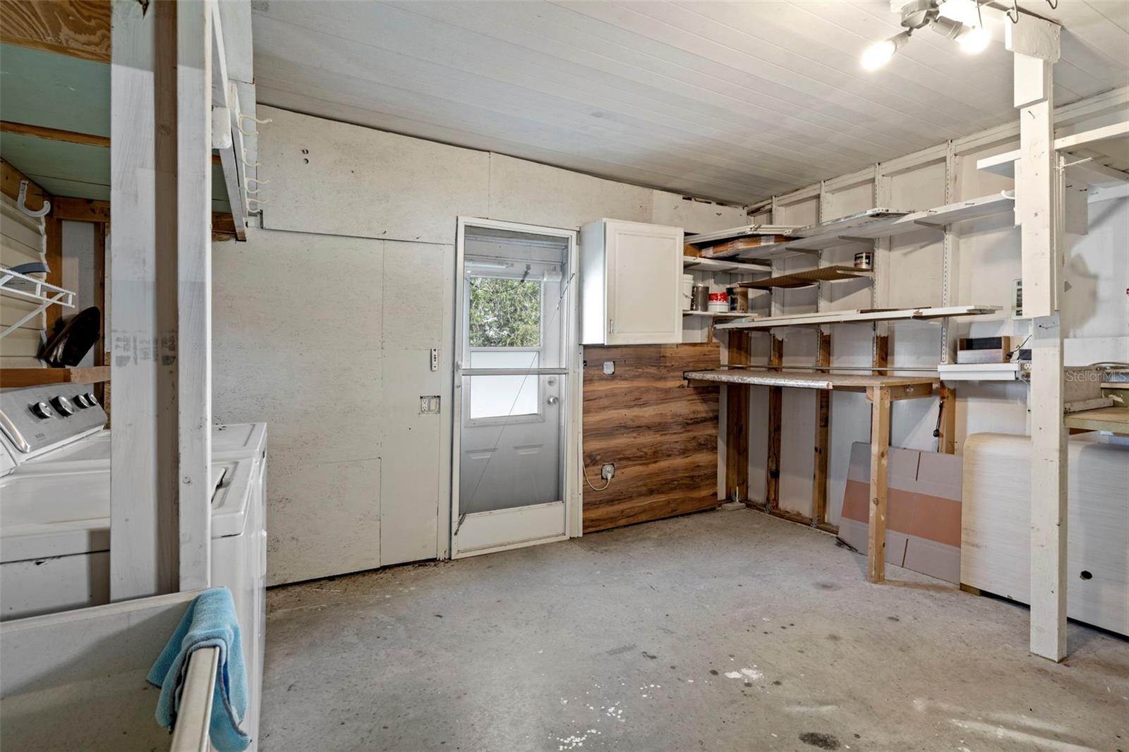 Image 28 of 45 For 37635 Gill Avenue