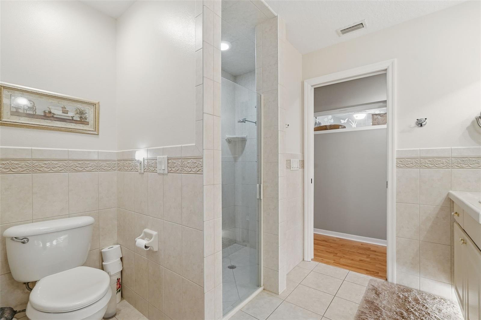 Image 22 of 57 For 340 Hedrick Avenue