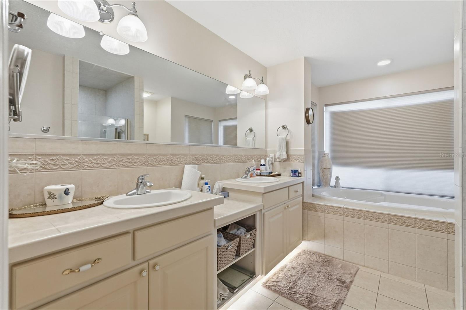 Image 27 of 57 For 340 Hedrick Avenue