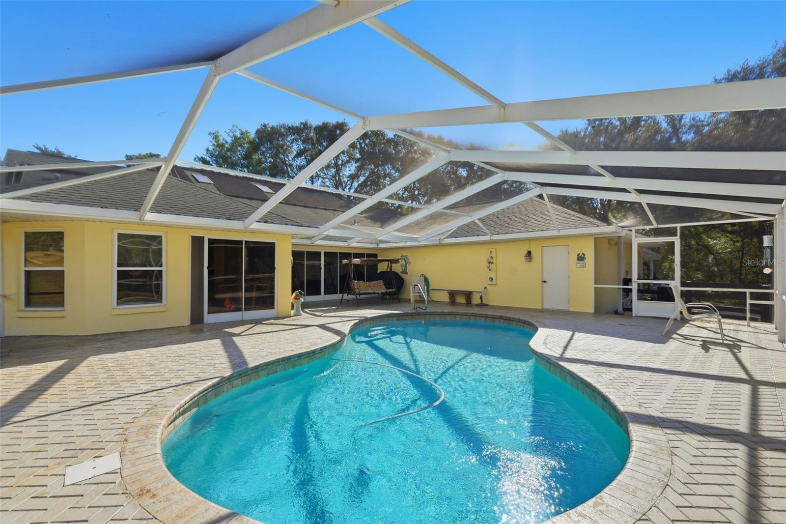 Image 40 of 57 For 340 Hedrick Avenue