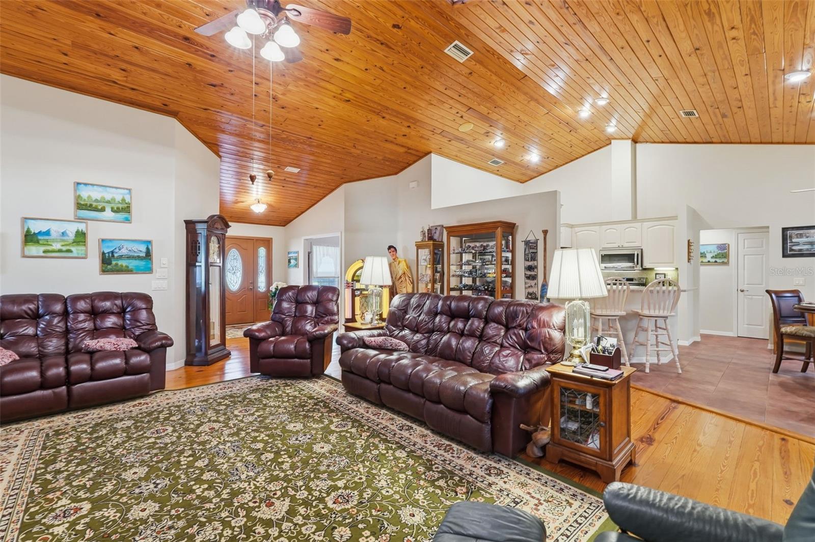 Image 9 of 57 For 340 Hedrick Avenue