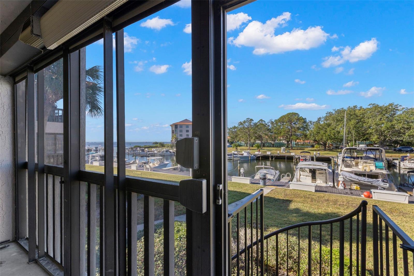 Image 19 of 50 For 1802 Mariner Drive 21