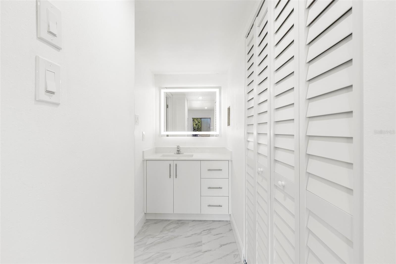 Image 26 of 50 For 1802 Mariner Drive 21