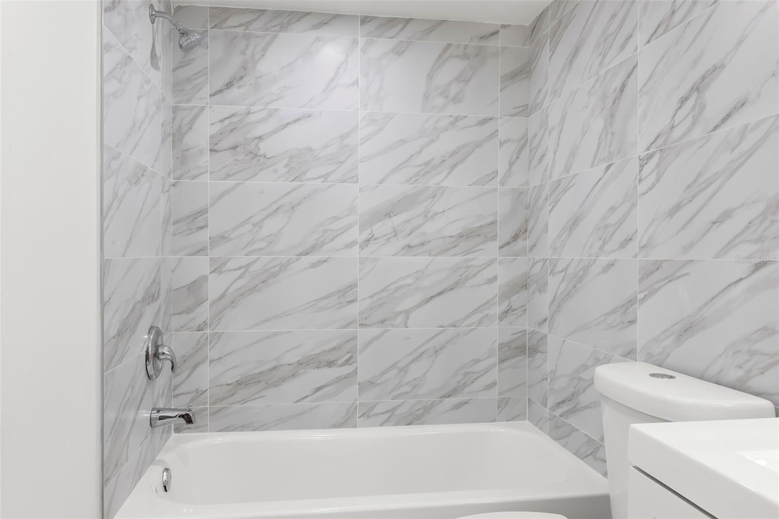 Image 34 of 50 For 1802 Mariner Drive 21