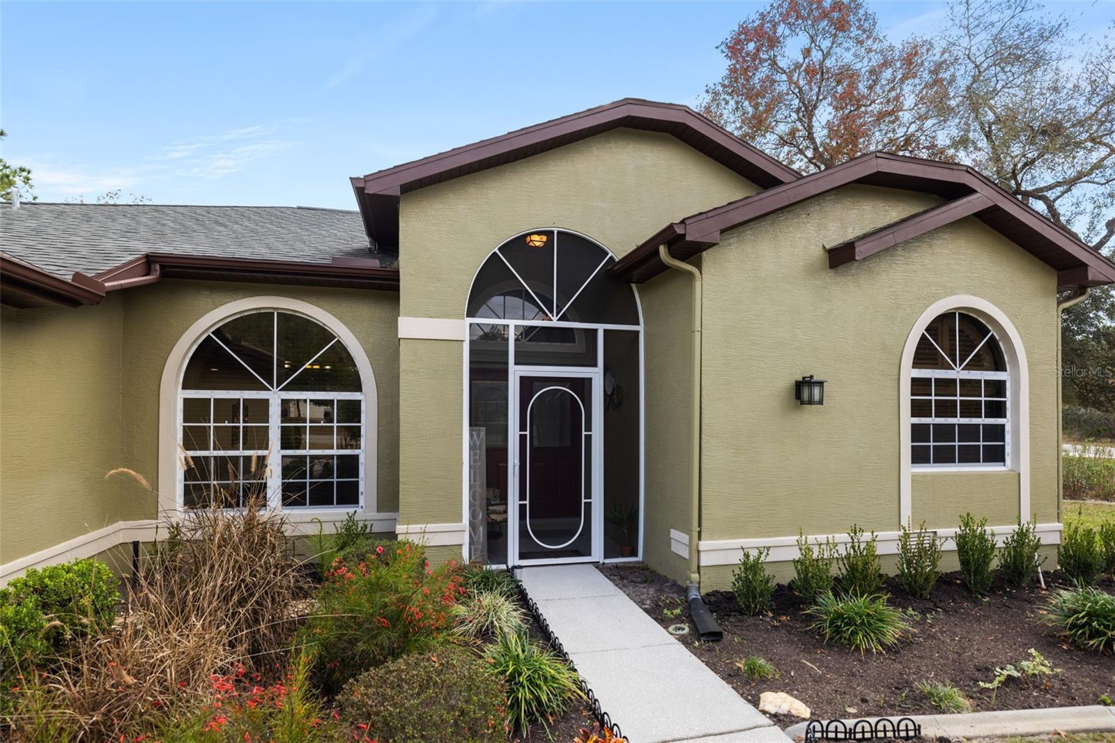 Image 13 of 70 For 1 Plumbago Drive