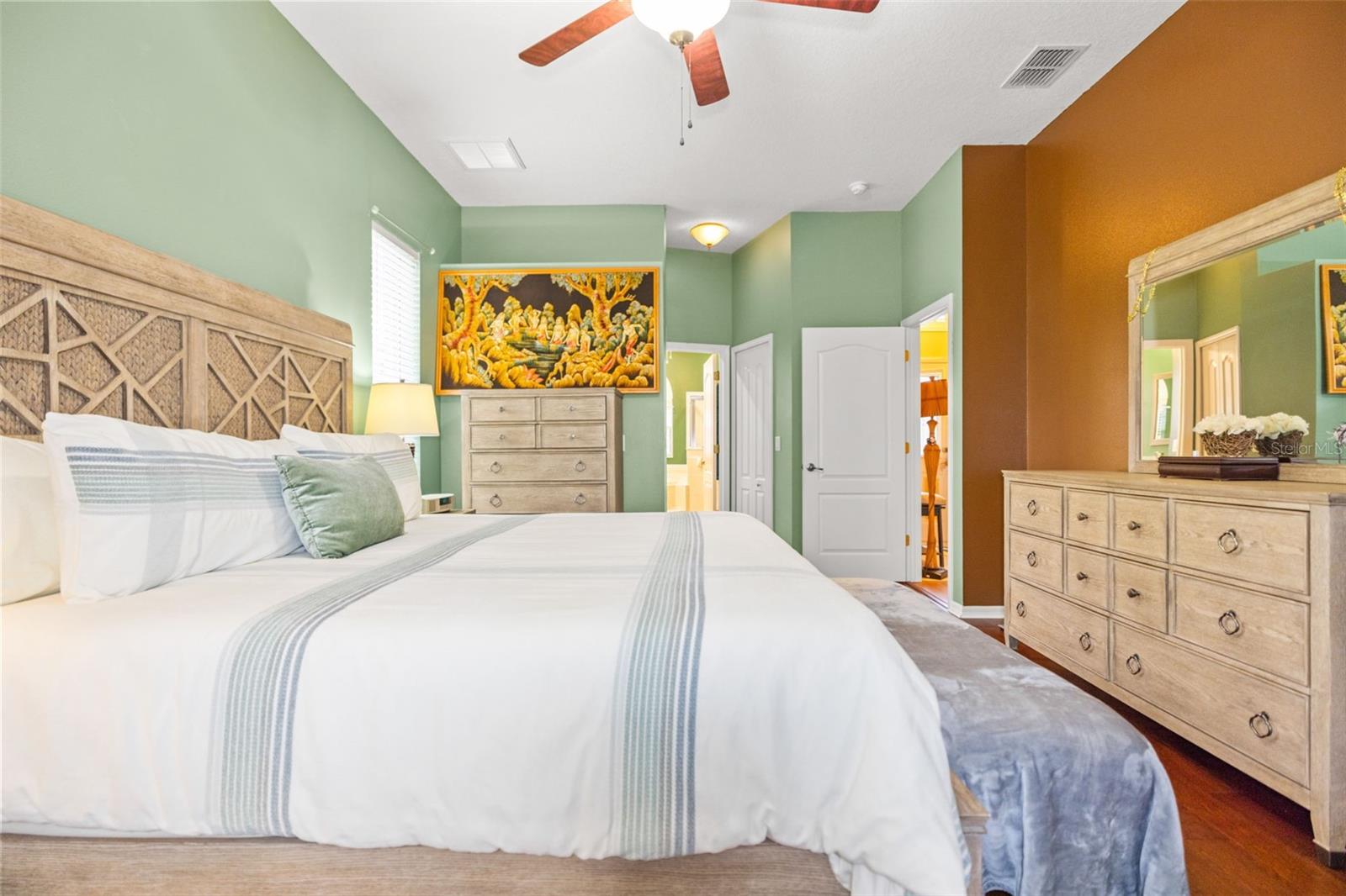 Image 31 of 70 For 1 Plumbago Drive