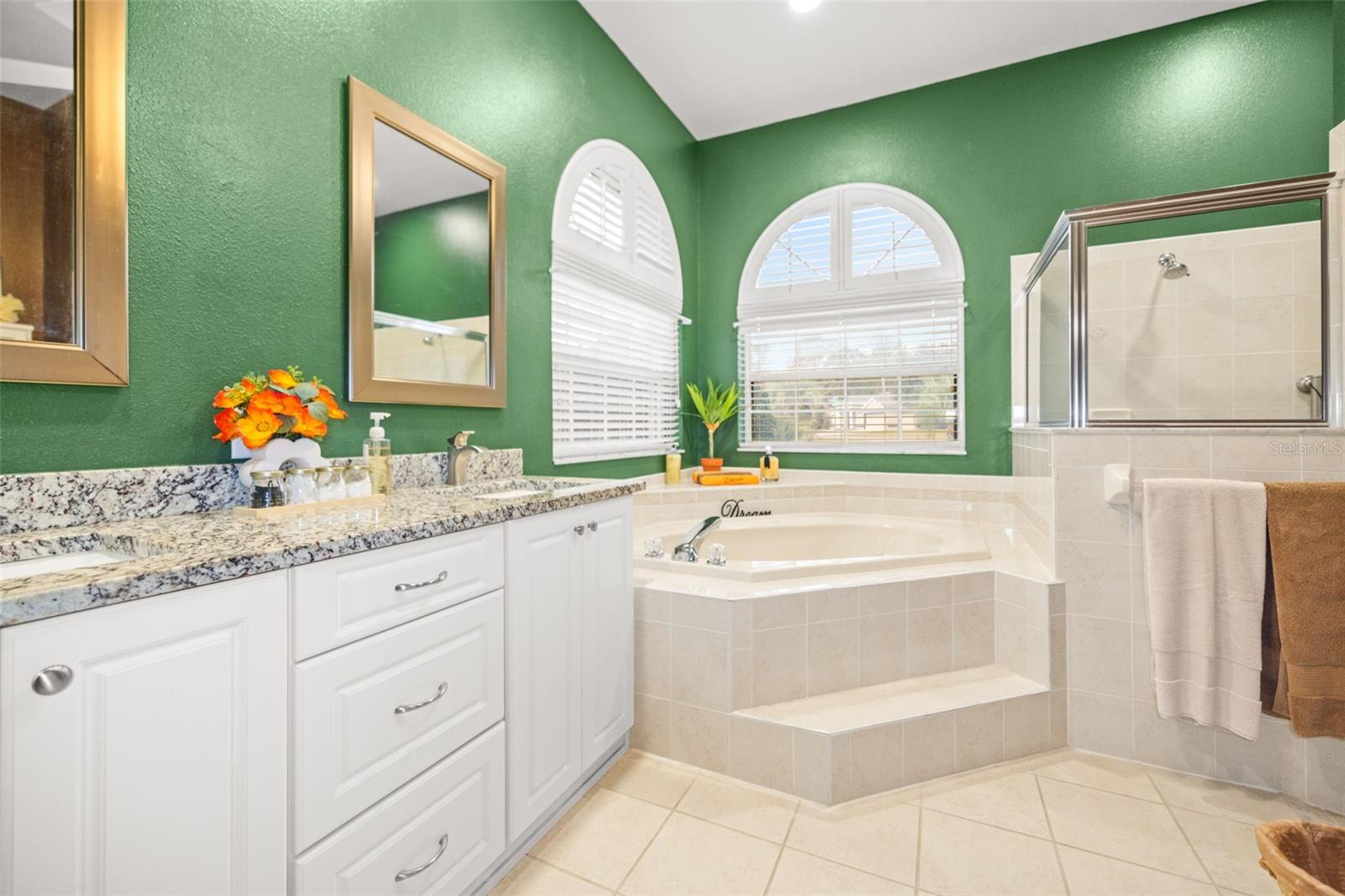 Image 35 of 70 For 1 Plumbago Drive