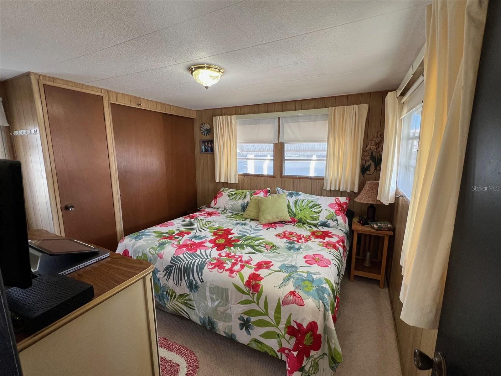 Image 12 of 16 For 12674 Seminole Boulevard M14