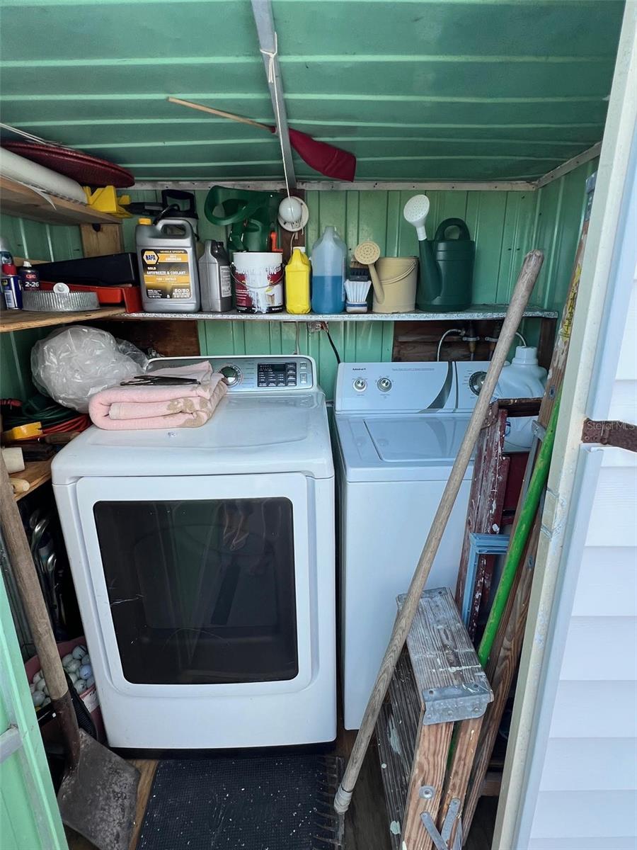 Image 15 of 16 For 12674 Seminole Boulevard M14