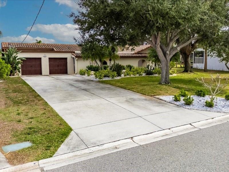 Image 71 of 78 For 6349 Spanish Main Drive