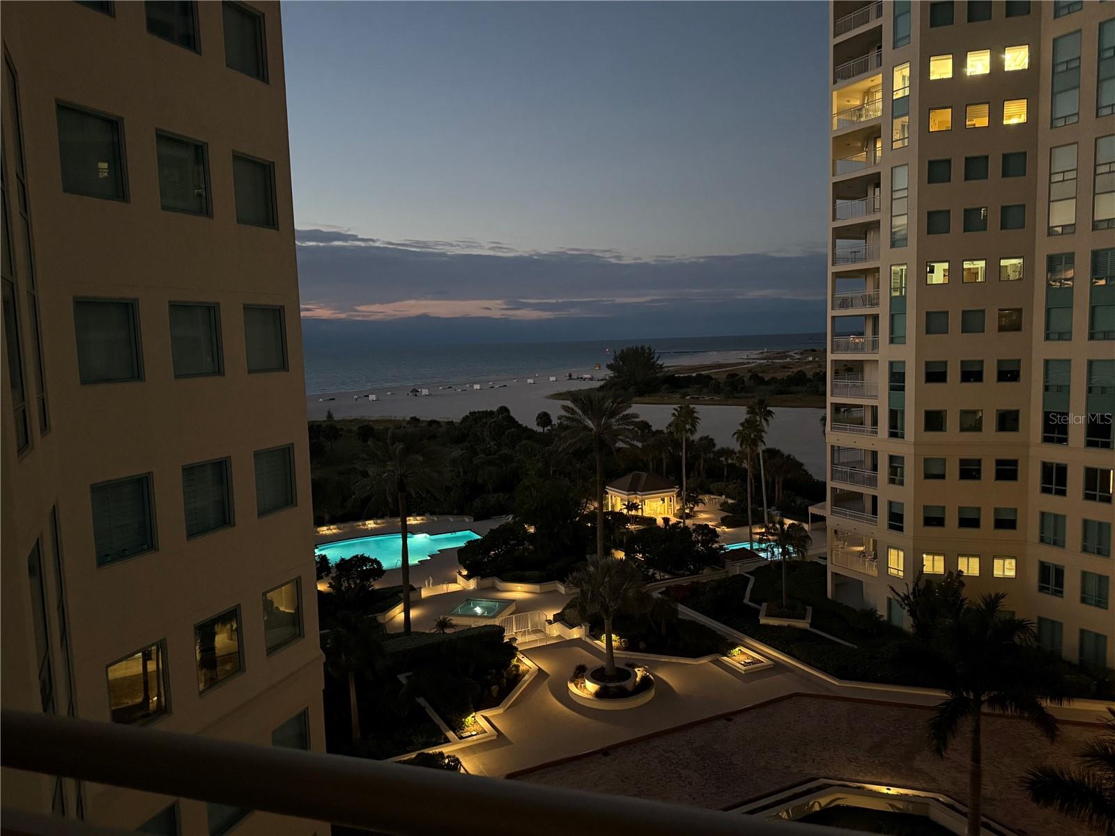 Image 34 of 44 For 1180 Gulf Boulevard 704