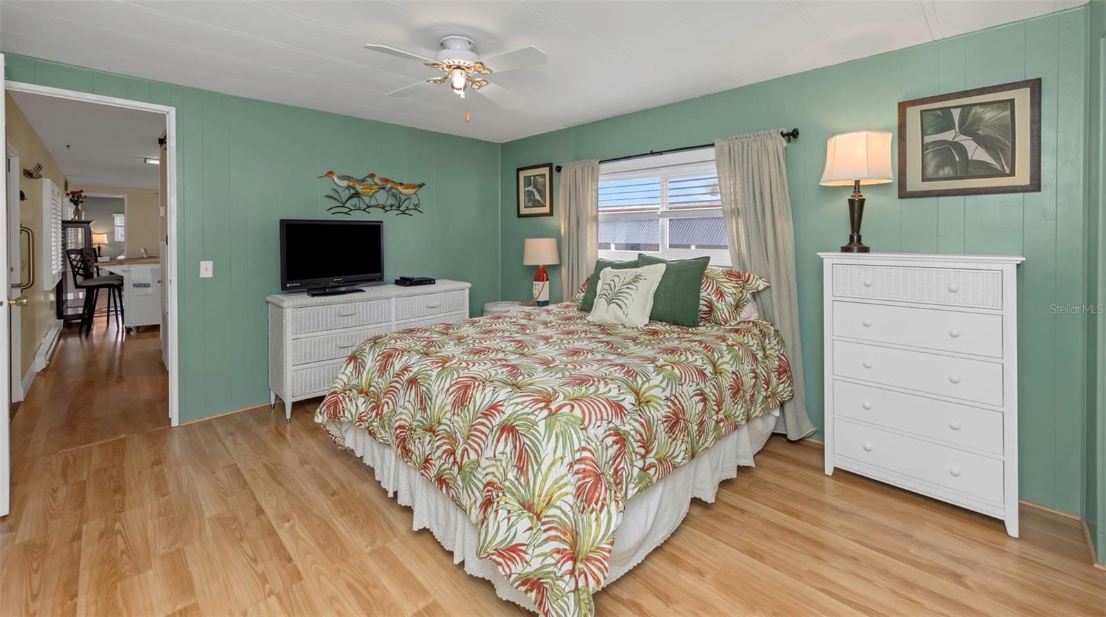 Image 25 of 60 For 1100 Belcher Road S 210