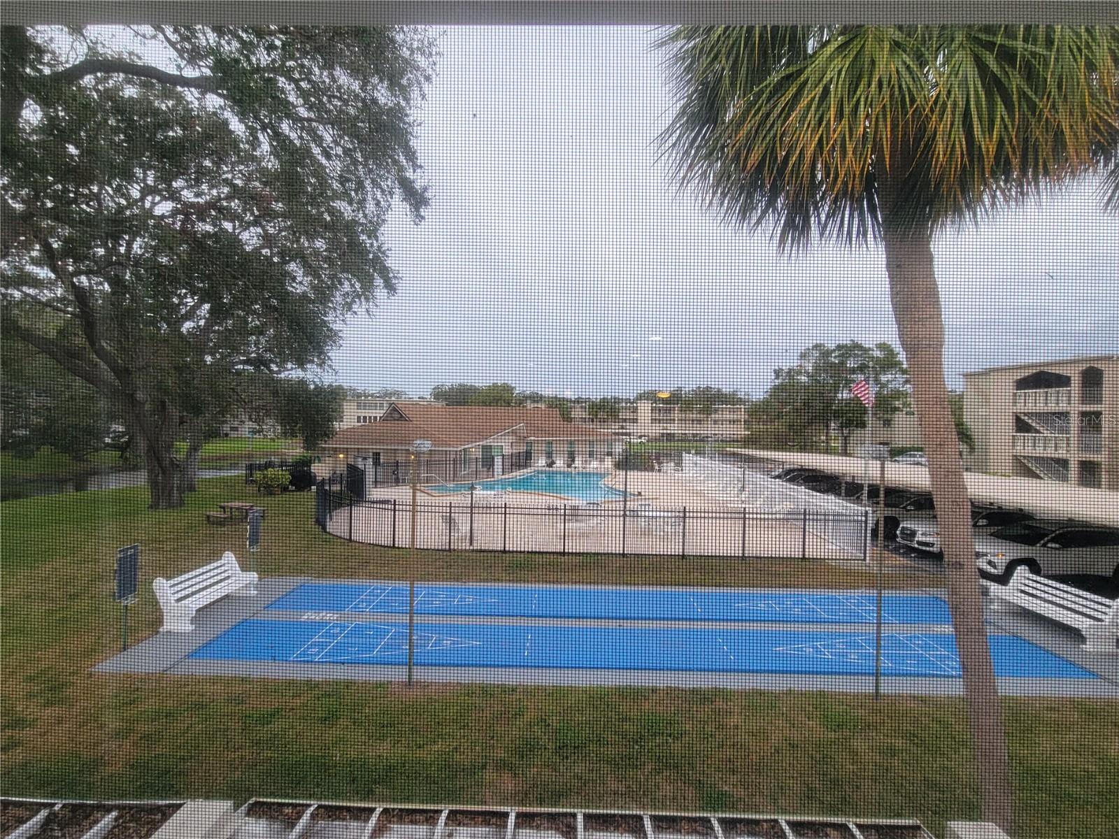 Image 16 of 30 For 930 Virginia Street 203