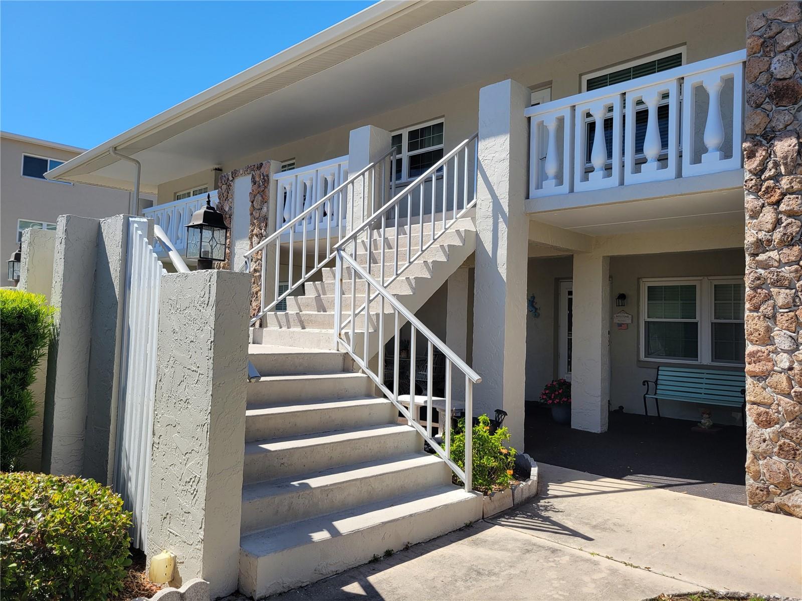 Image 22 of 30 For 930 Virginia Street 203