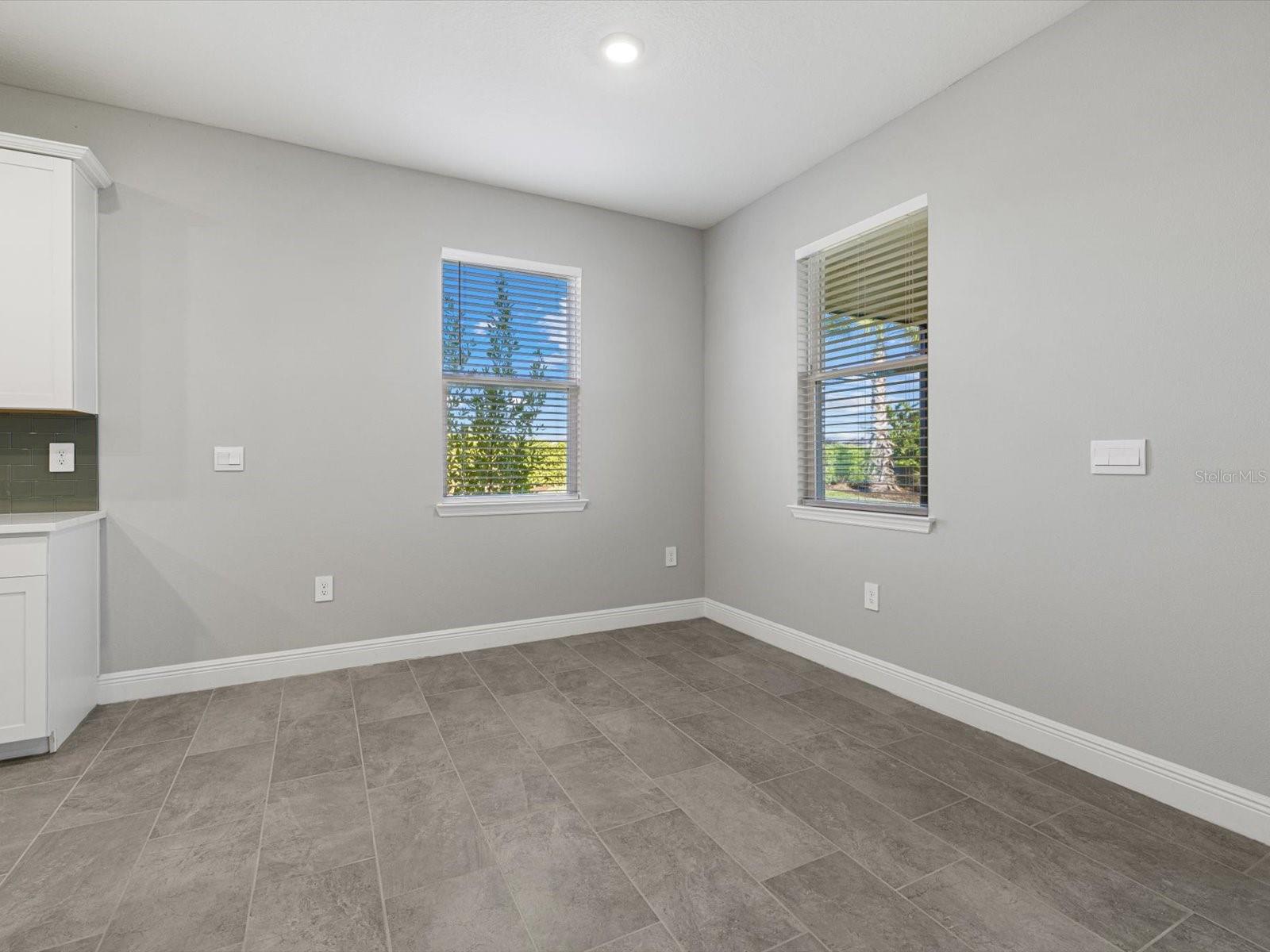 Image 10 of 27 For 17707 Gulf Ranch Place