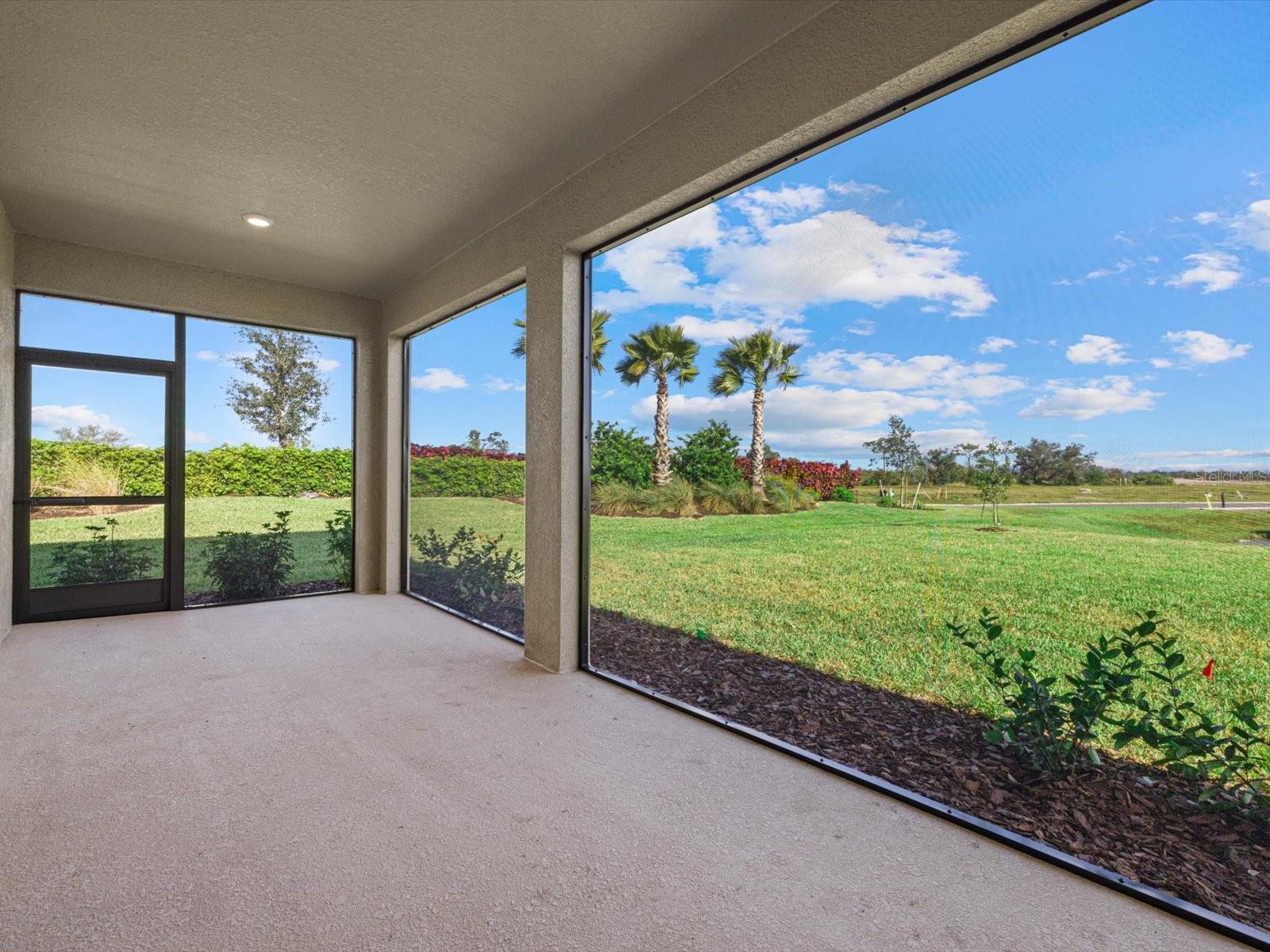 Image 6 of 27 For 17707 Gulf Ranch Place