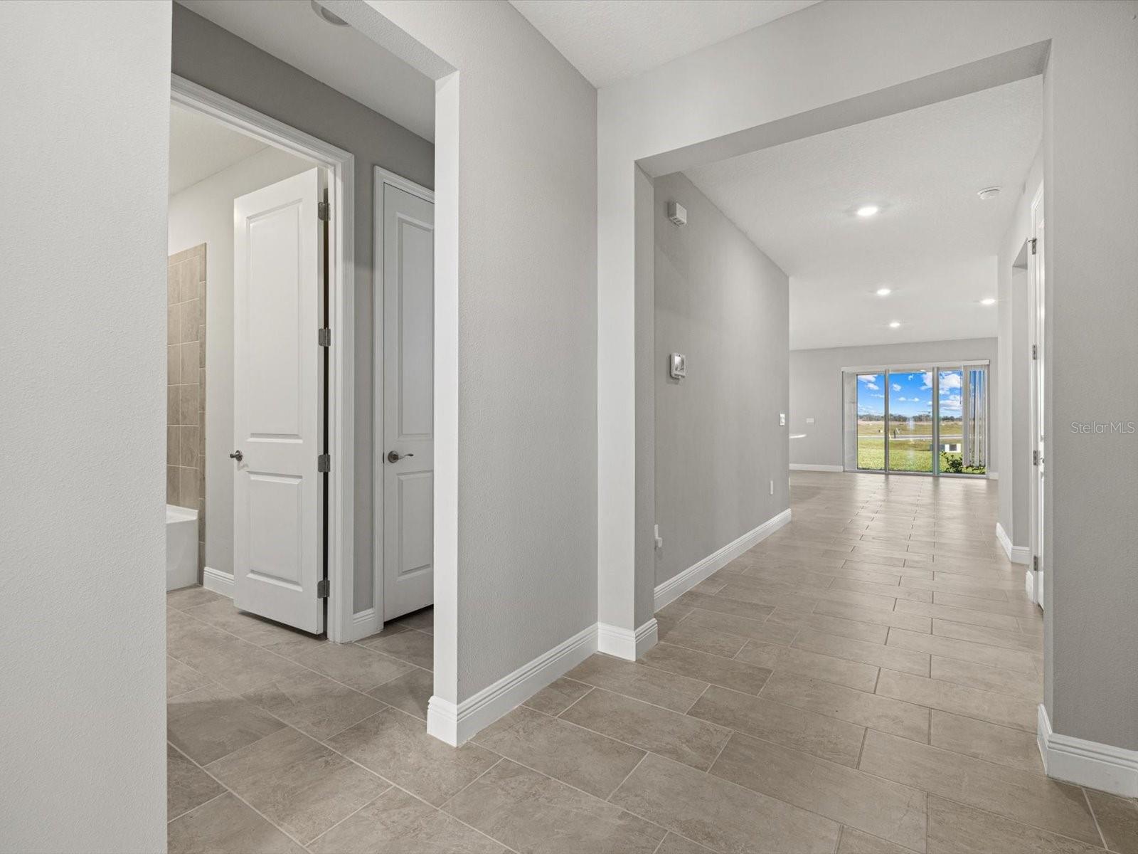 Image 7 of 27 For 17707 Gulf Ranch Place