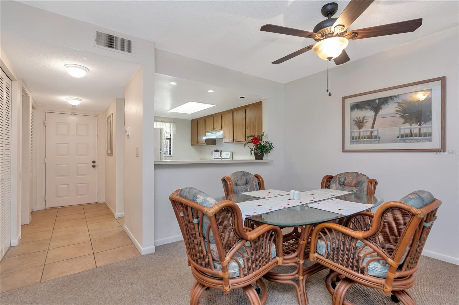 Image 10 of 34 For 11485 Oakhurst Road A105