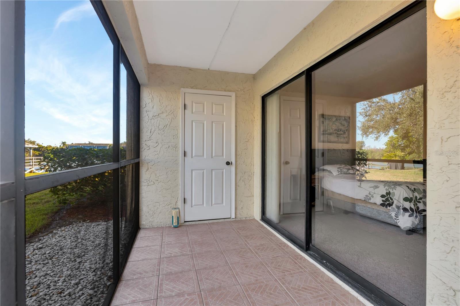 Image 20 of 34 For 11485 Oakhurst Road A105