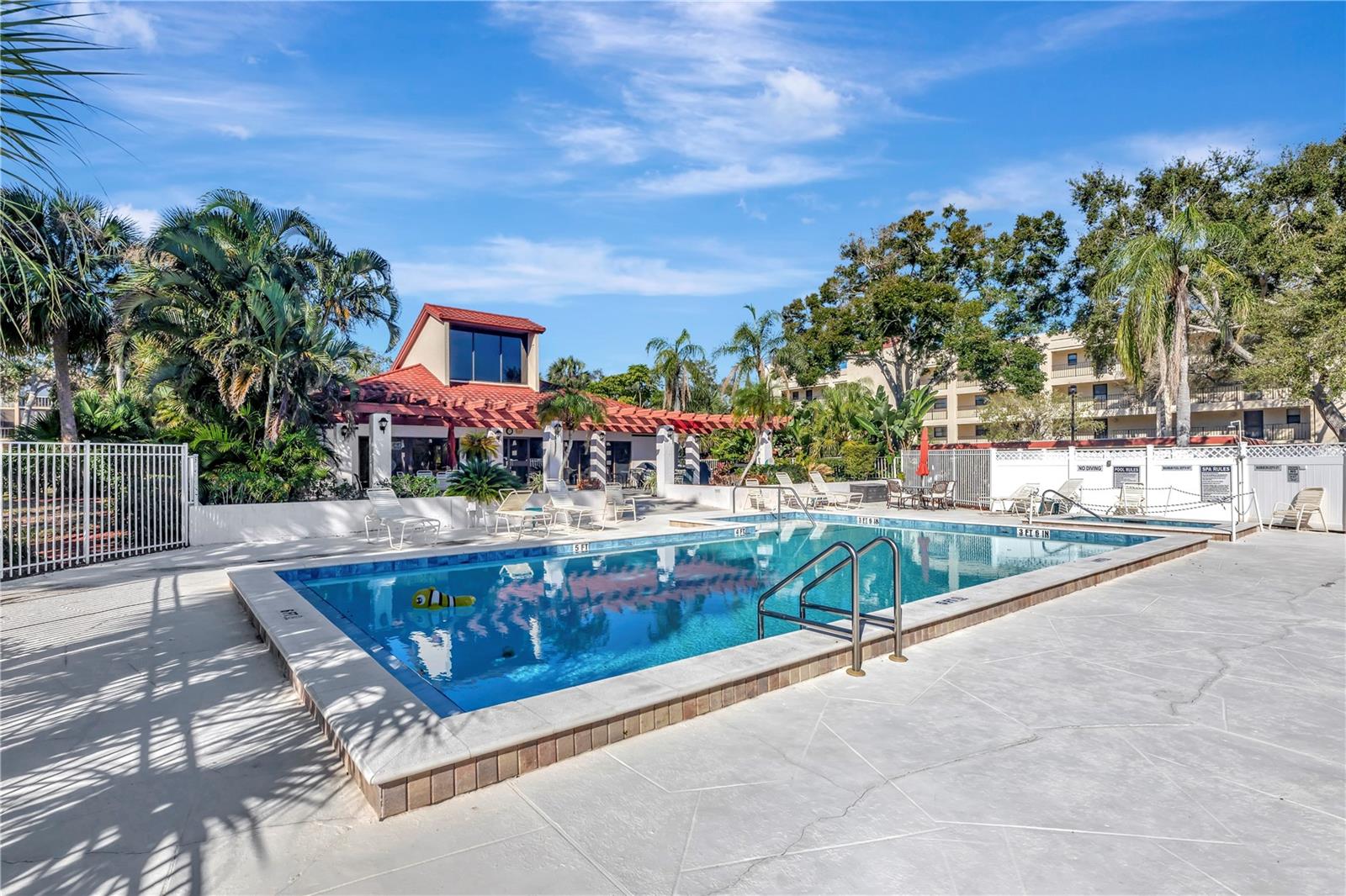 Image 30 of 34 For 11485 Oakhurst Road A105