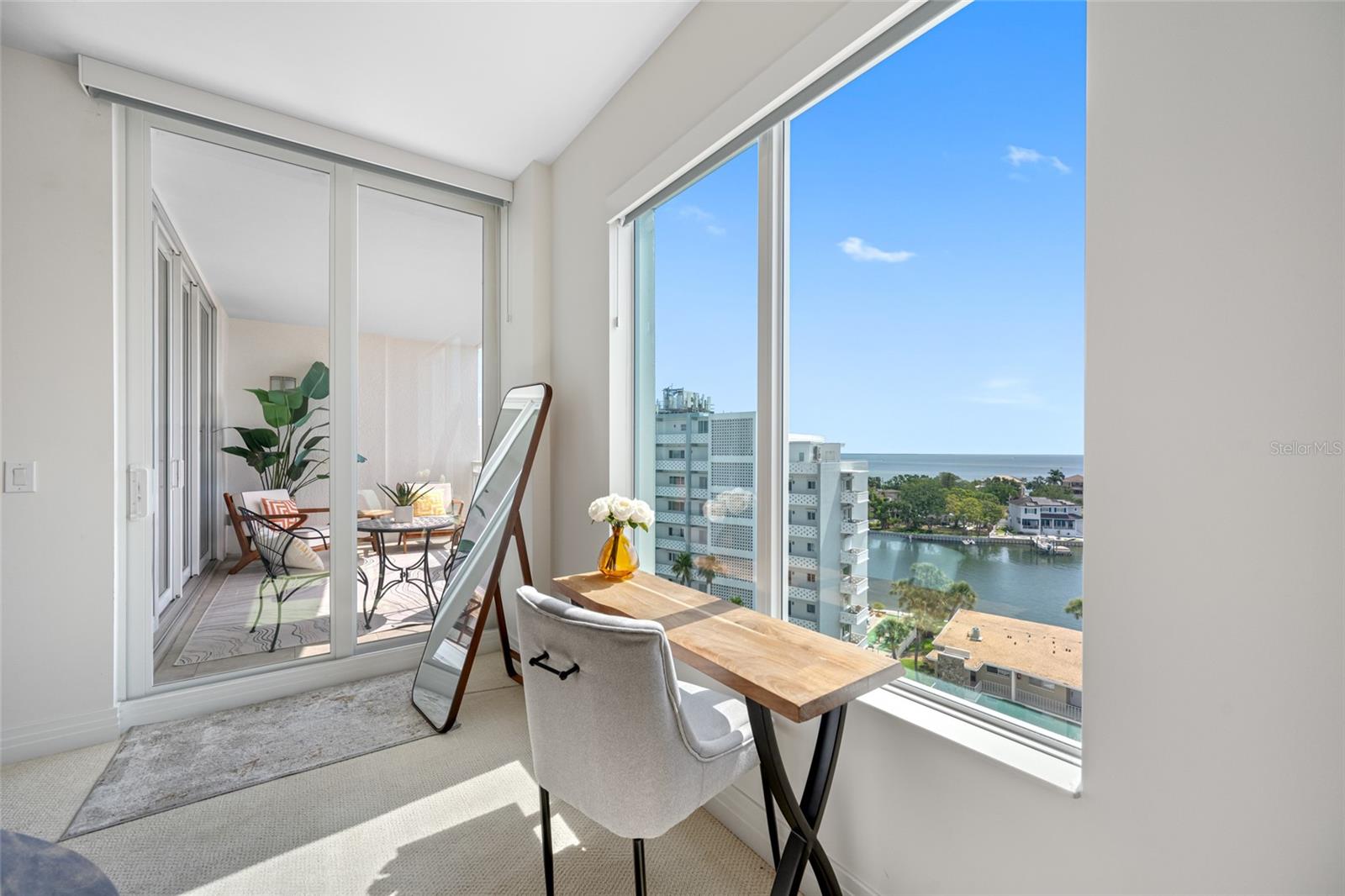 Image 15 of 34 For 1325 Snell Isle Boulevard Ne 810