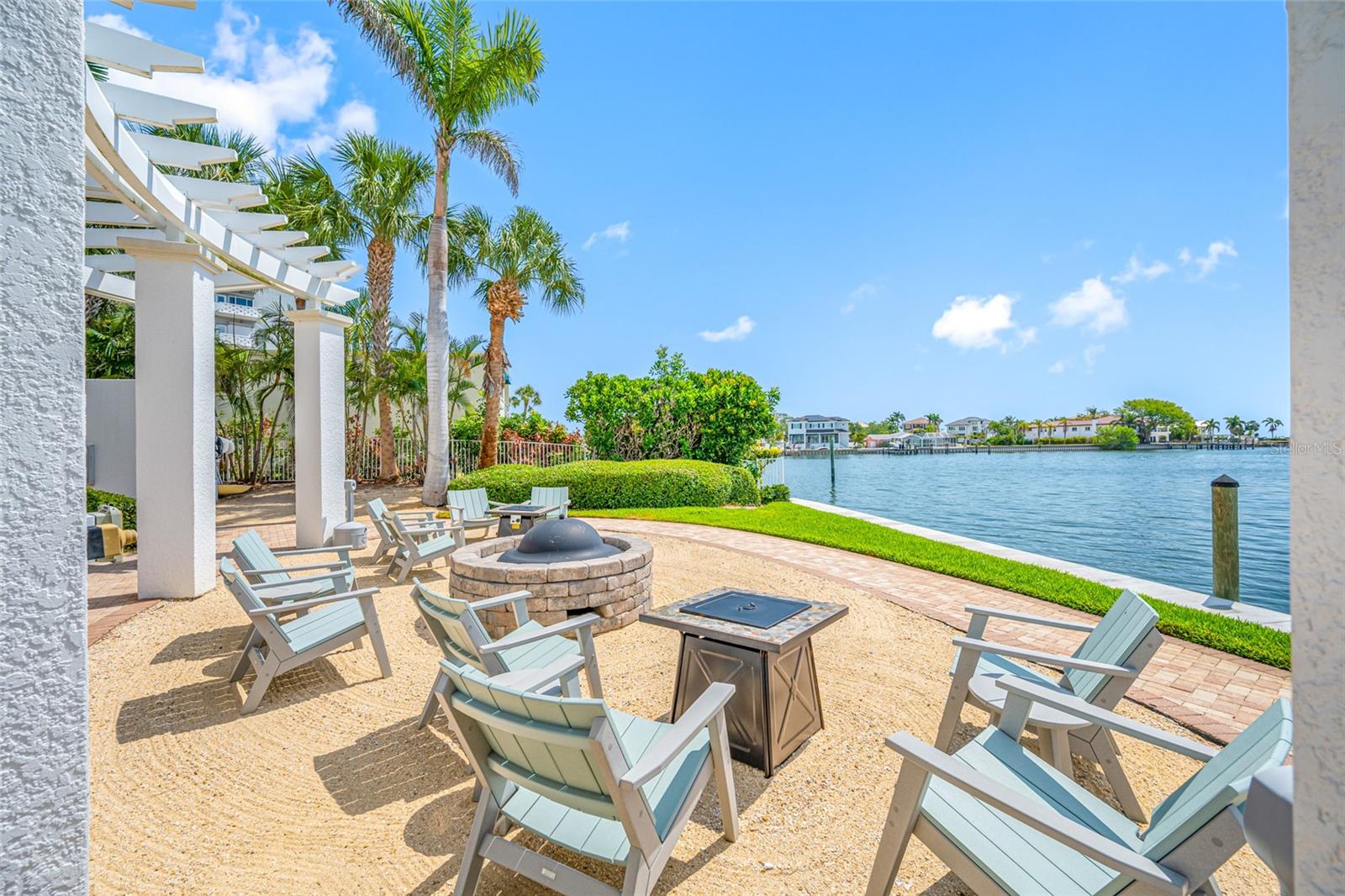 Image 33 of 34 For 1325 Snell Isle Boulevard Ne 810