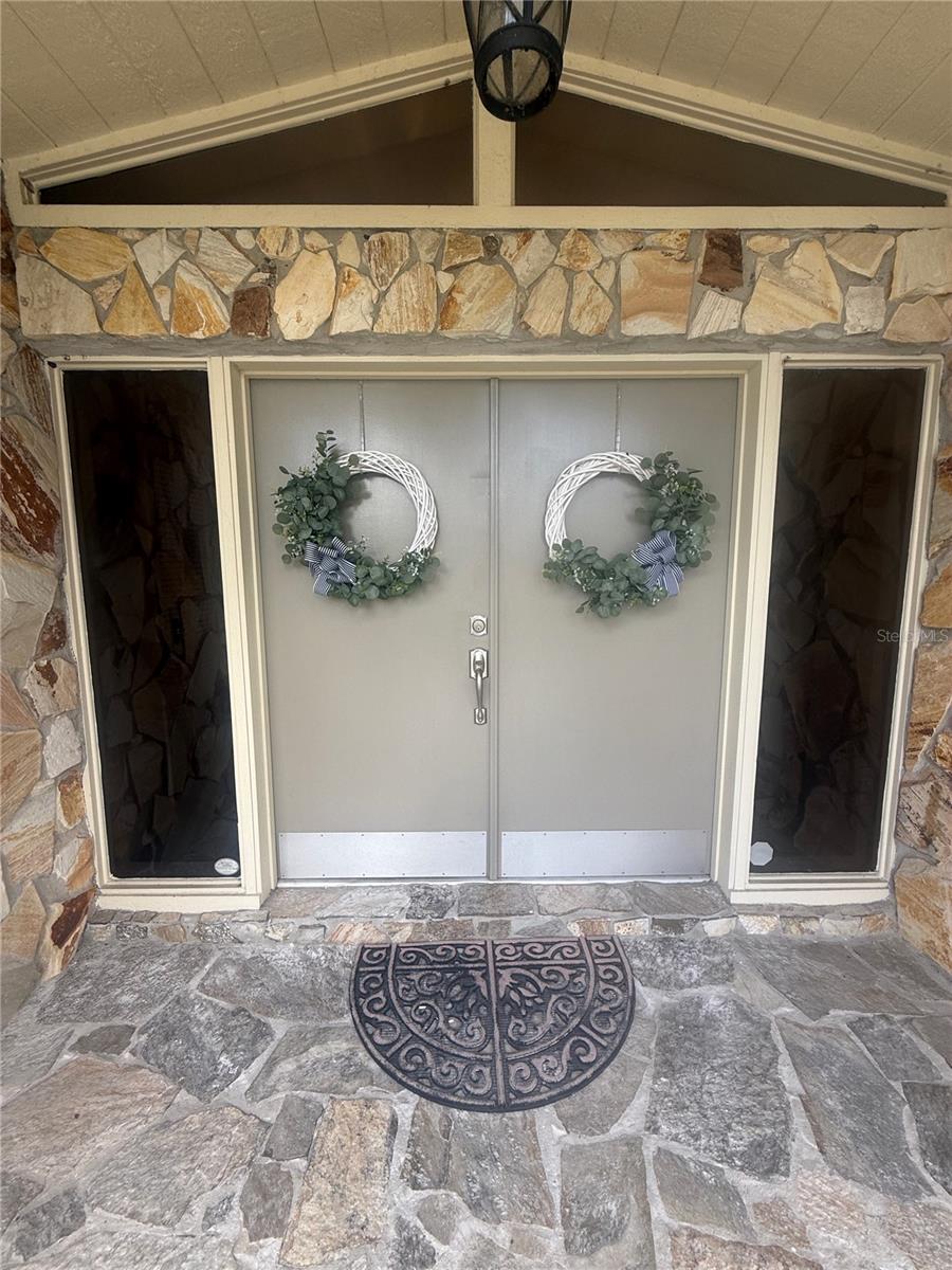 Image 8 of 47 For 2215 Toniwood Lane