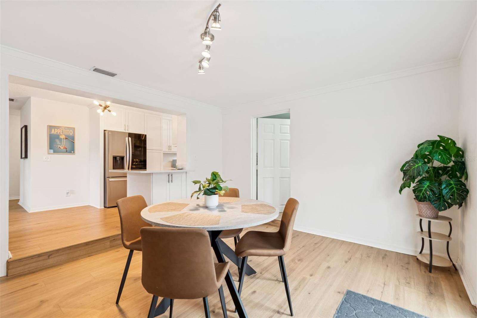 Image 15 of 50 For 7631 18th Way N