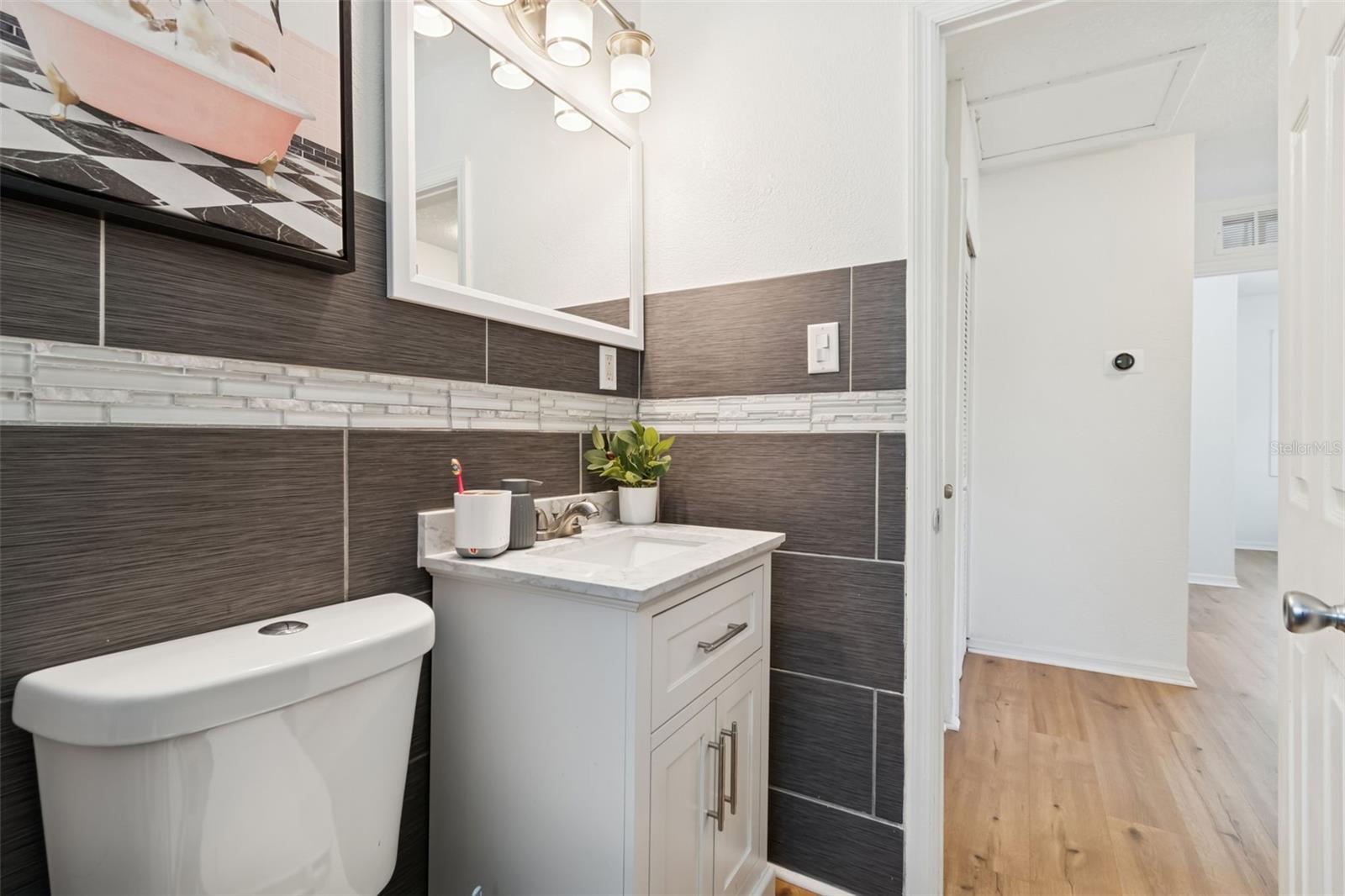 Image 22 of 50 For 7631 18th Way N