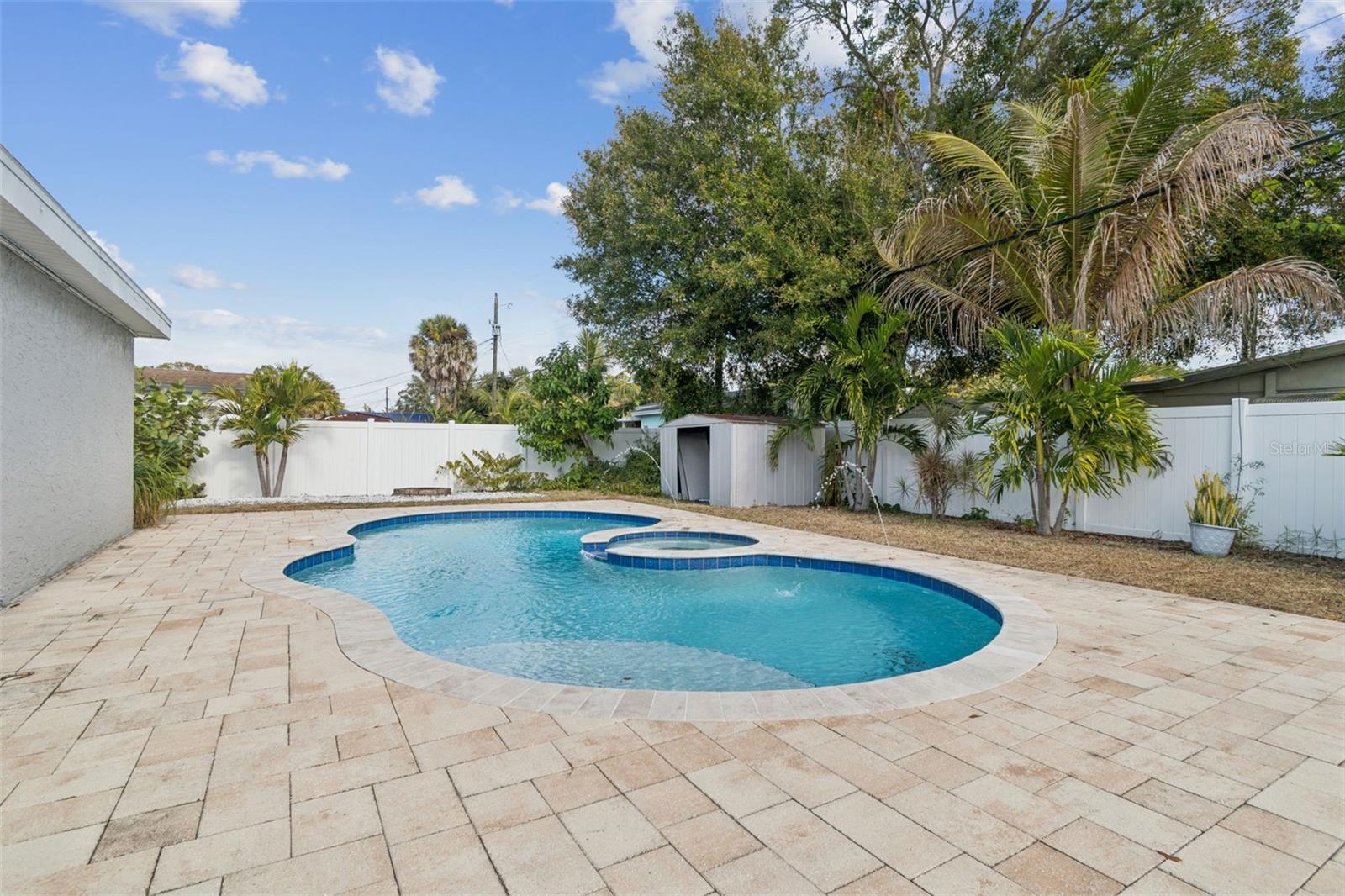 Image 33 of 50 For 7631 18th Way N