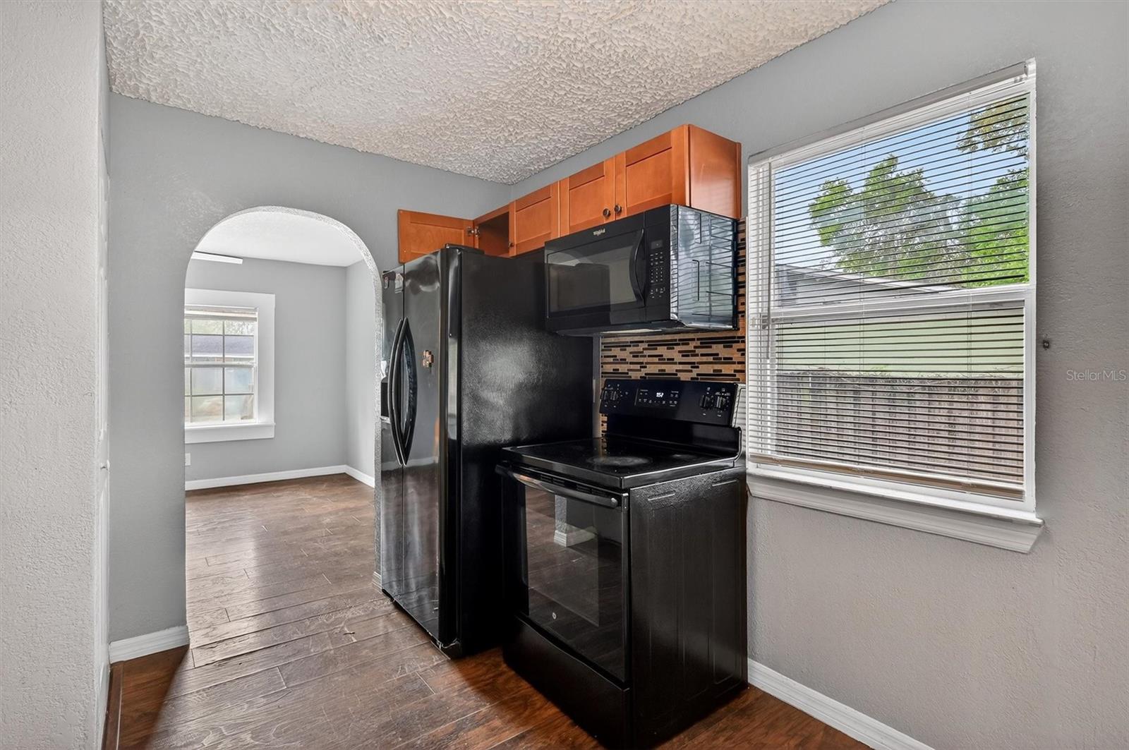 Image 15 of 36 For 1908 Jean Street