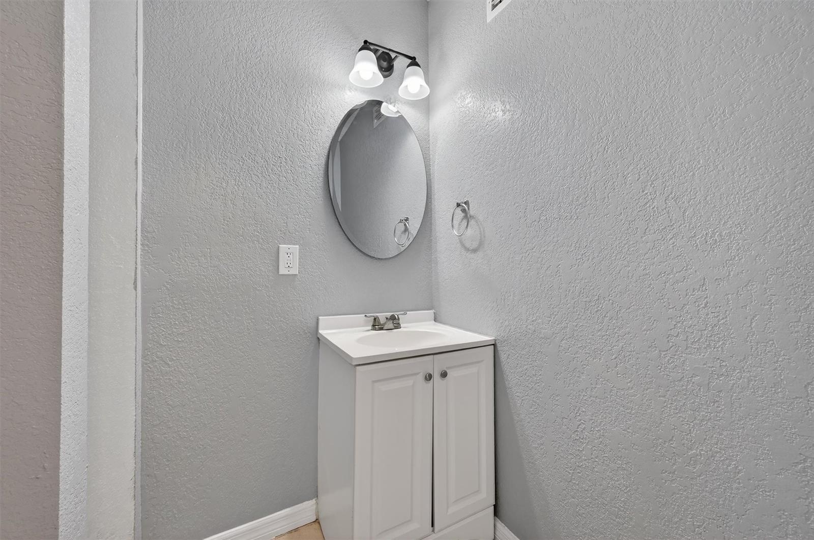 Image 30 of 36 For 1908 Jean Street