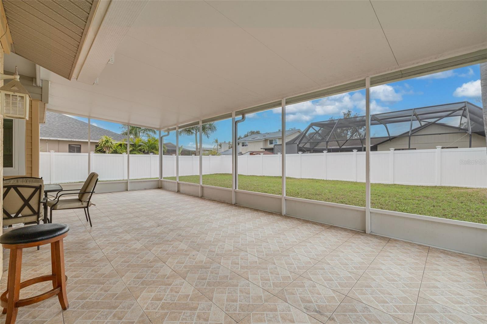 Image 18 of 44 For 10904 Autumn Oak Place