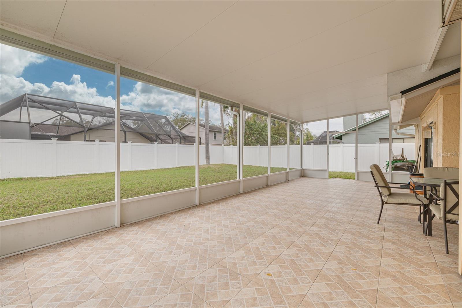 Image 19 of 44 For 10904 Autumn Oak Place