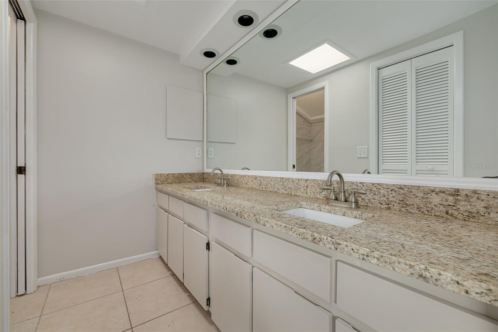 Image 25 of 44 For 10904 Autumn Oak Place