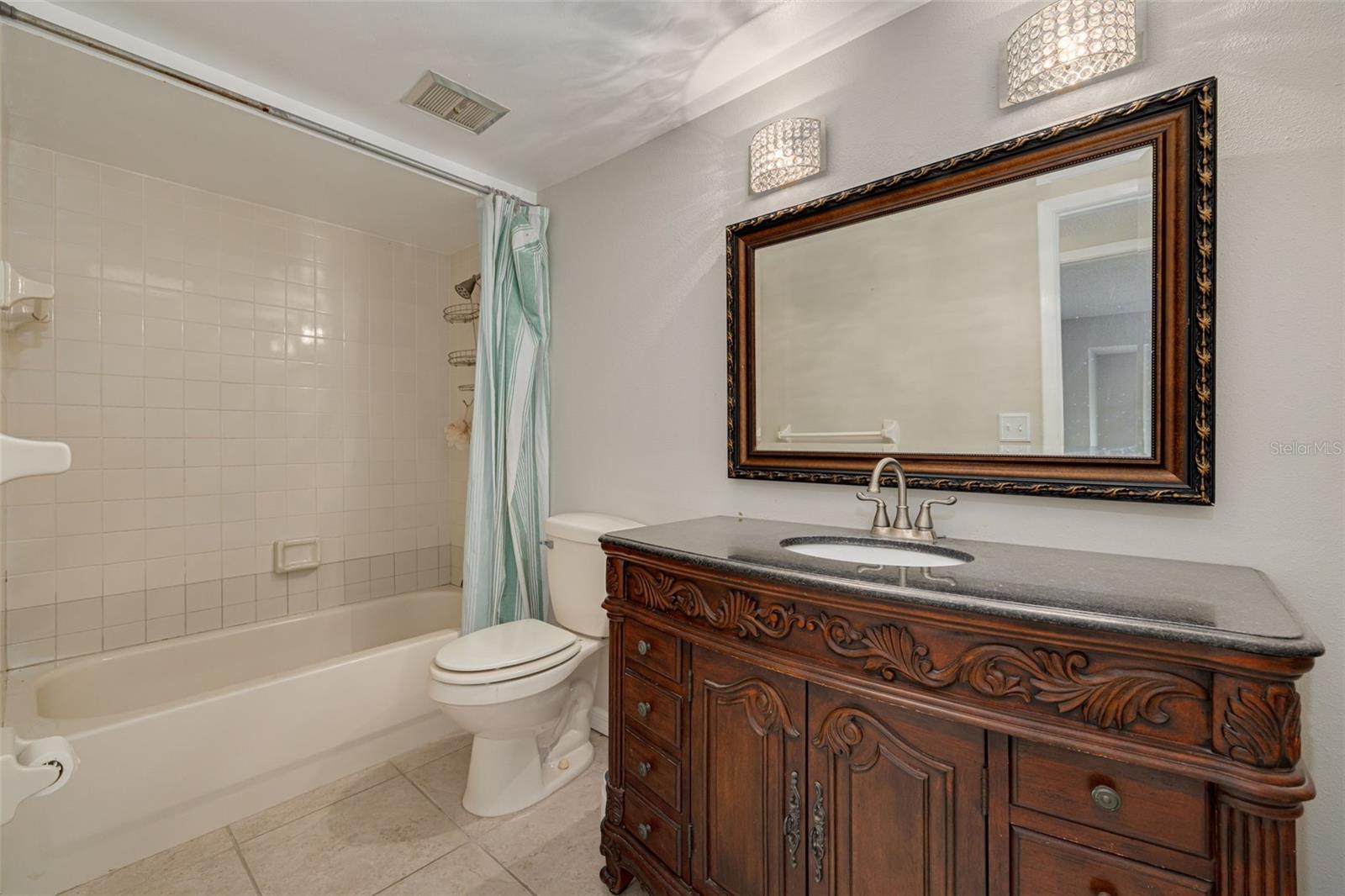 Image 29 of 44 For 10904 Autumn Oak Place