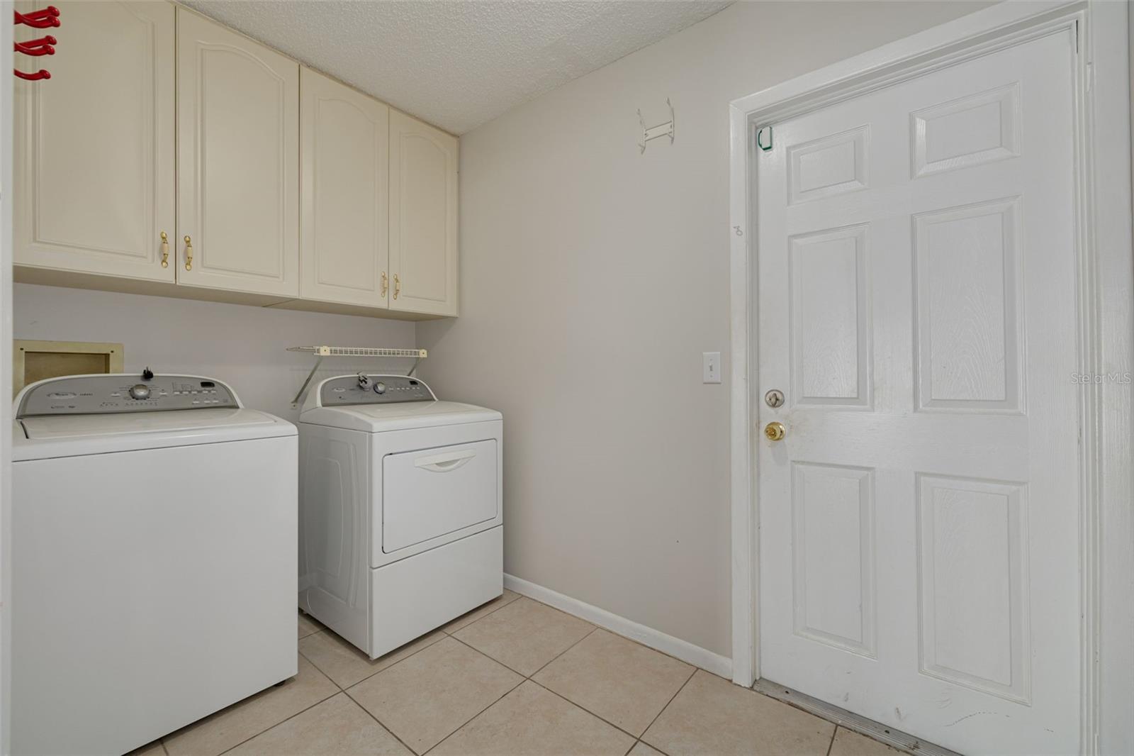 Image 34 of 44 For 10904 Autumn Oak Place