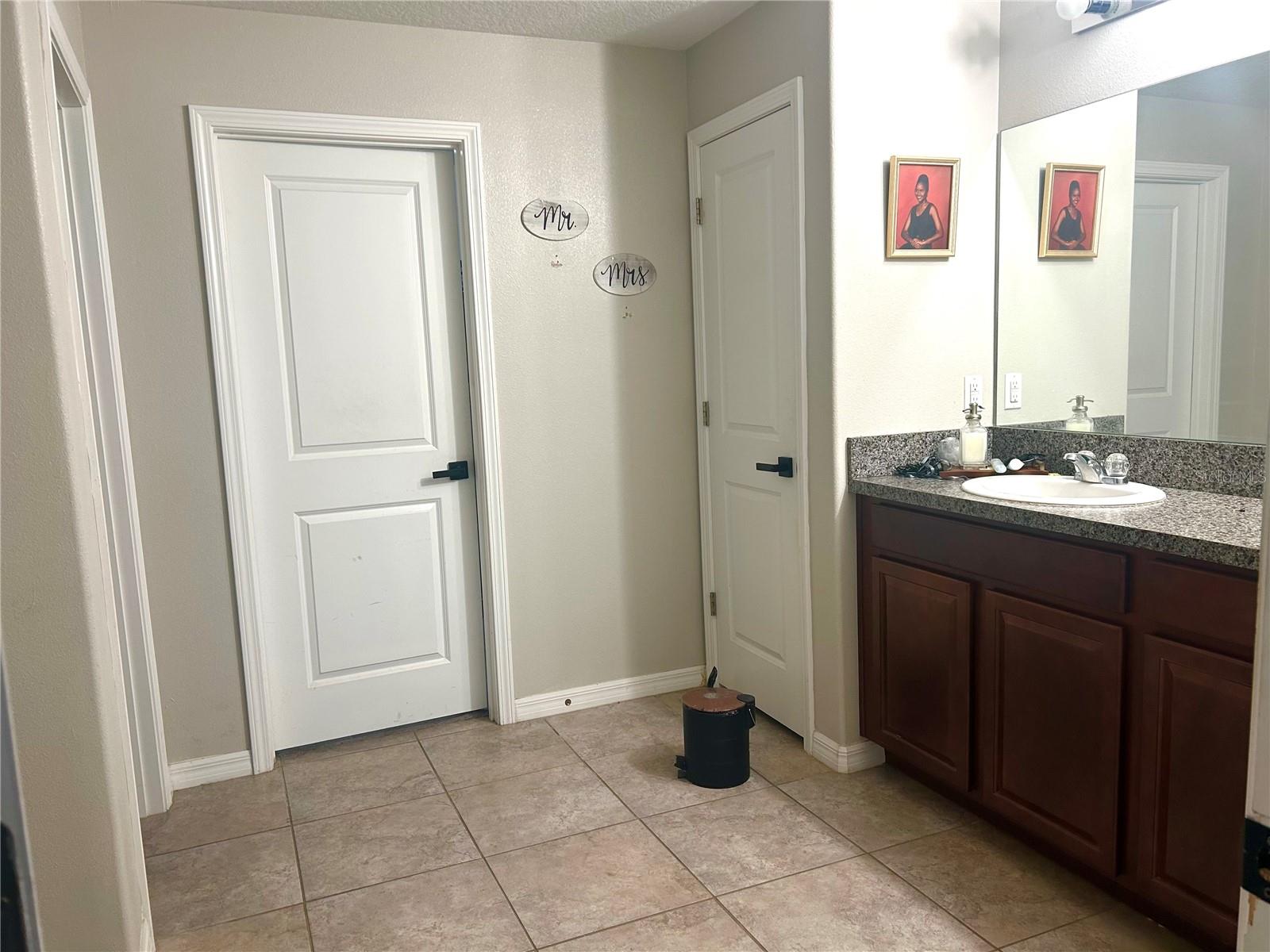 Image 12 of 18 For 106 Cascade Bend Drive