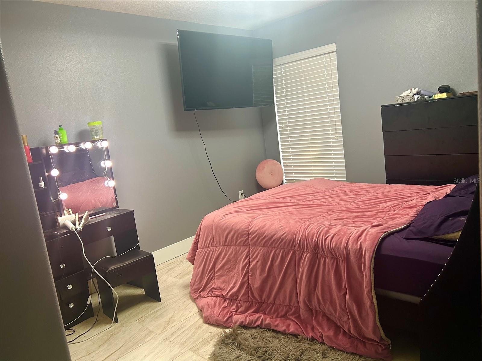 Image 16 of 18 For 106 Cascade Bend Drive