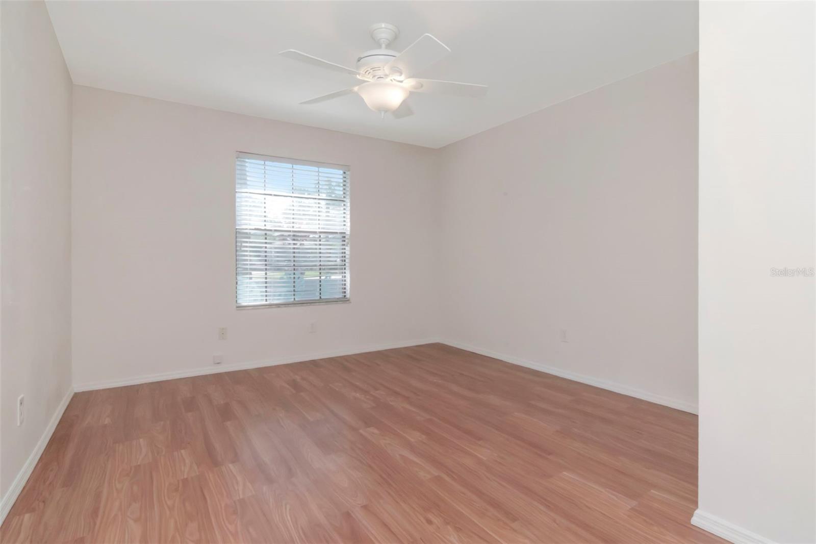 Image 15 of 46 For 4234 Brentwood Park Circle