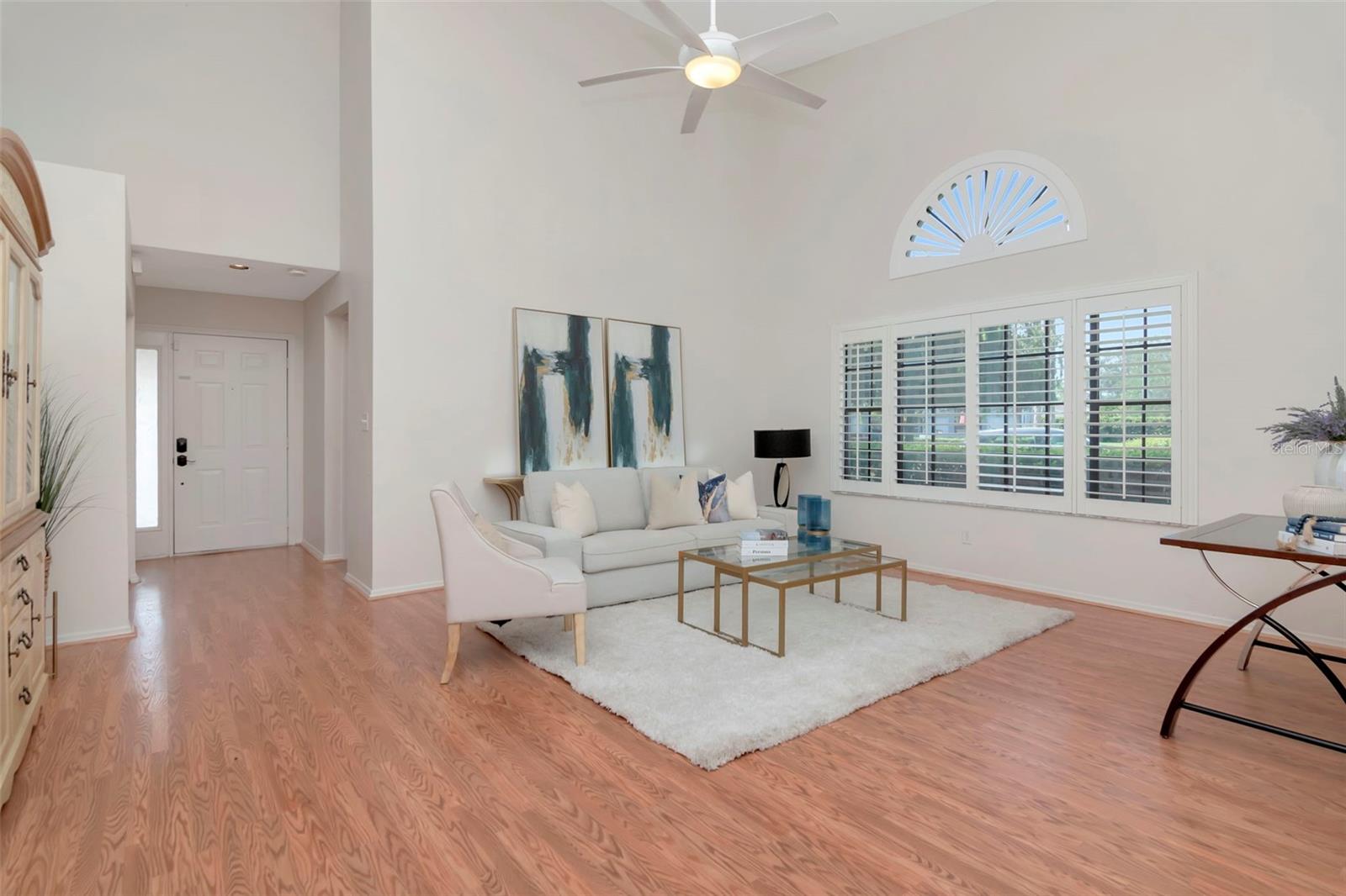 Image 6 of 46 For 4234 Brentwood Park Circle