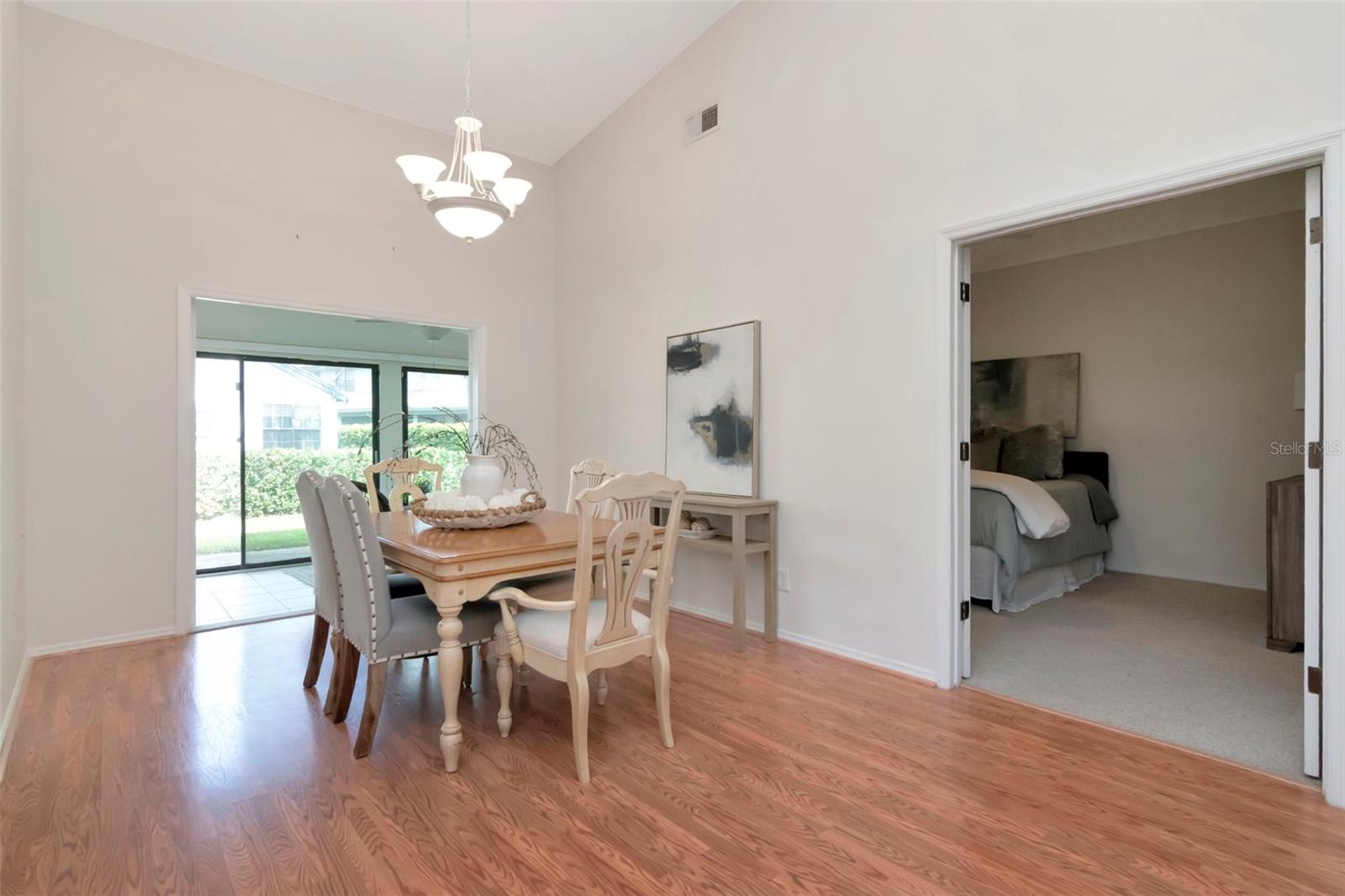 Image 9 of 46 For 4234 Brentwood Park Circle