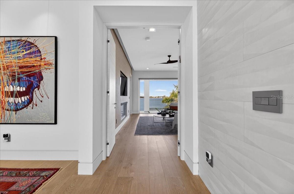 Image 18 of 77 For 1320 Boca Ciega Isle Drive