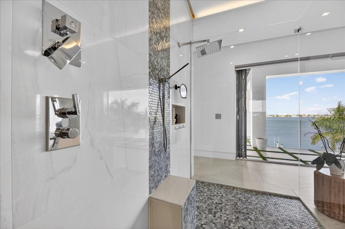 Image 24 of 77 For 1320 Boca Ciega Isle Drive