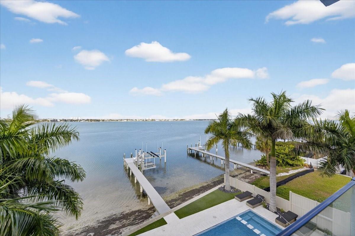 Image 28 of 77 For 1320 Boca Ciega Isle Drive