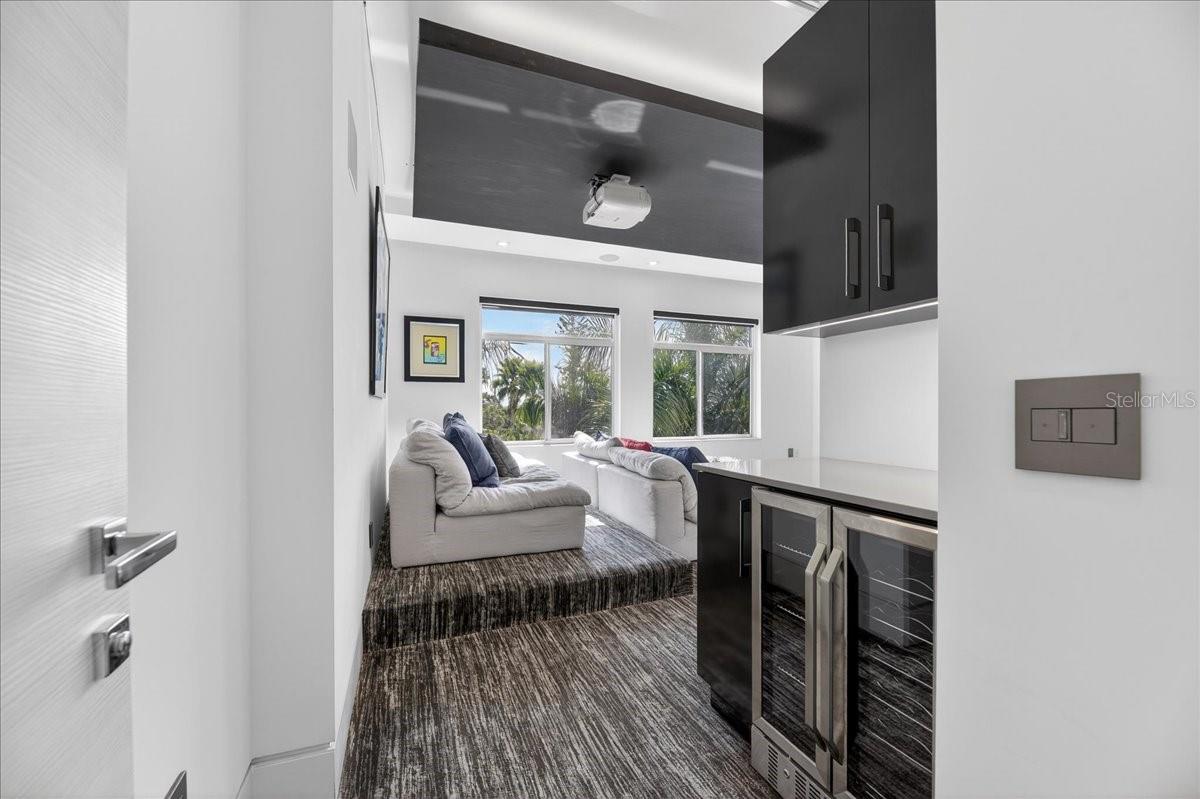 Image 33 of 77 For 1320 Boca Ciega Isle Drive